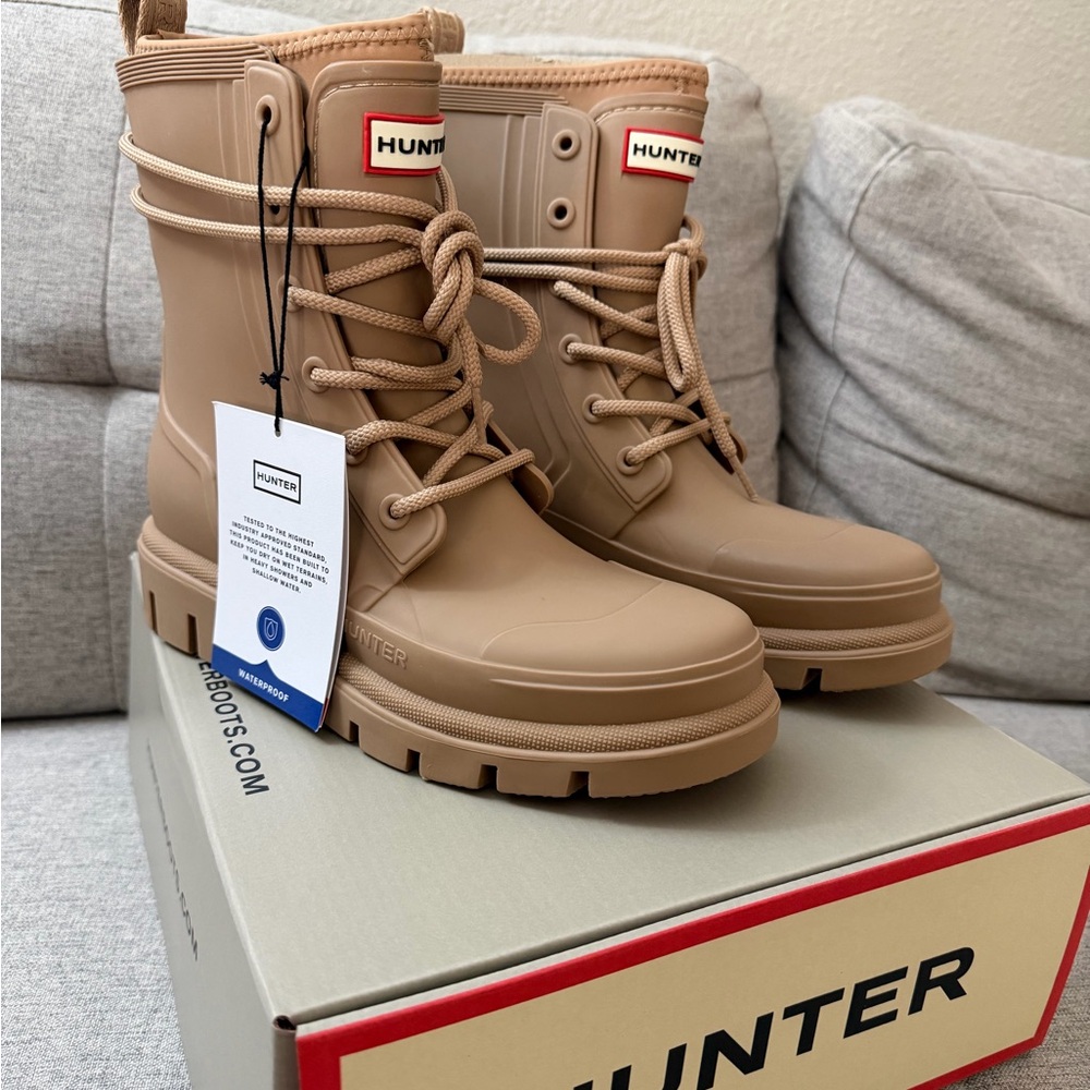 Hunter Diana Waterproof Lace-Up Rain Boots